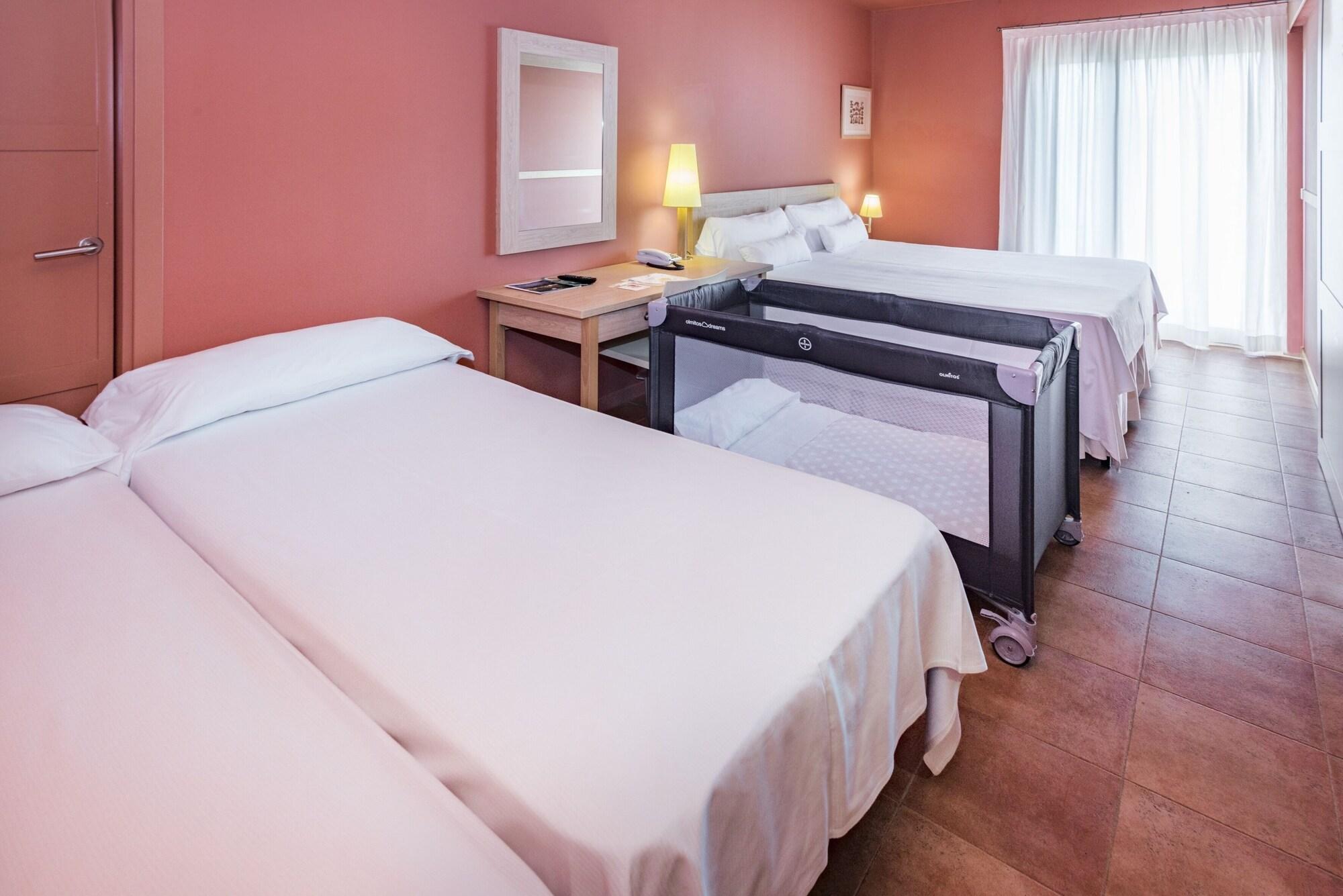 Hotel & Resort Vilar Rural D'Arnes By Serhs Hotels Sant Carlos de la Ràpita Esterno foto